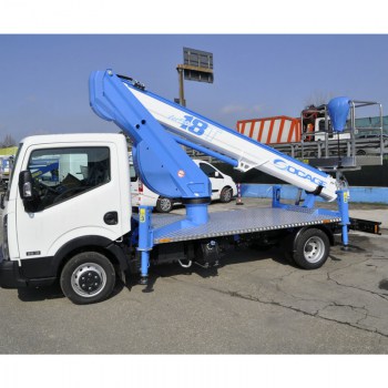 Socage-piattaforme-18-metri-su-nissan-2