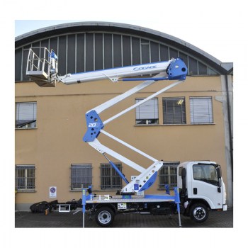 piattaform-asocage-20-metri-doppio-articolata-isuzu-1